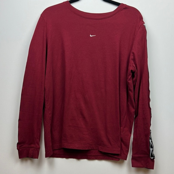 Nike Long Sleeve T-Shirt - Women's‎ XL - Picture 1 of 3